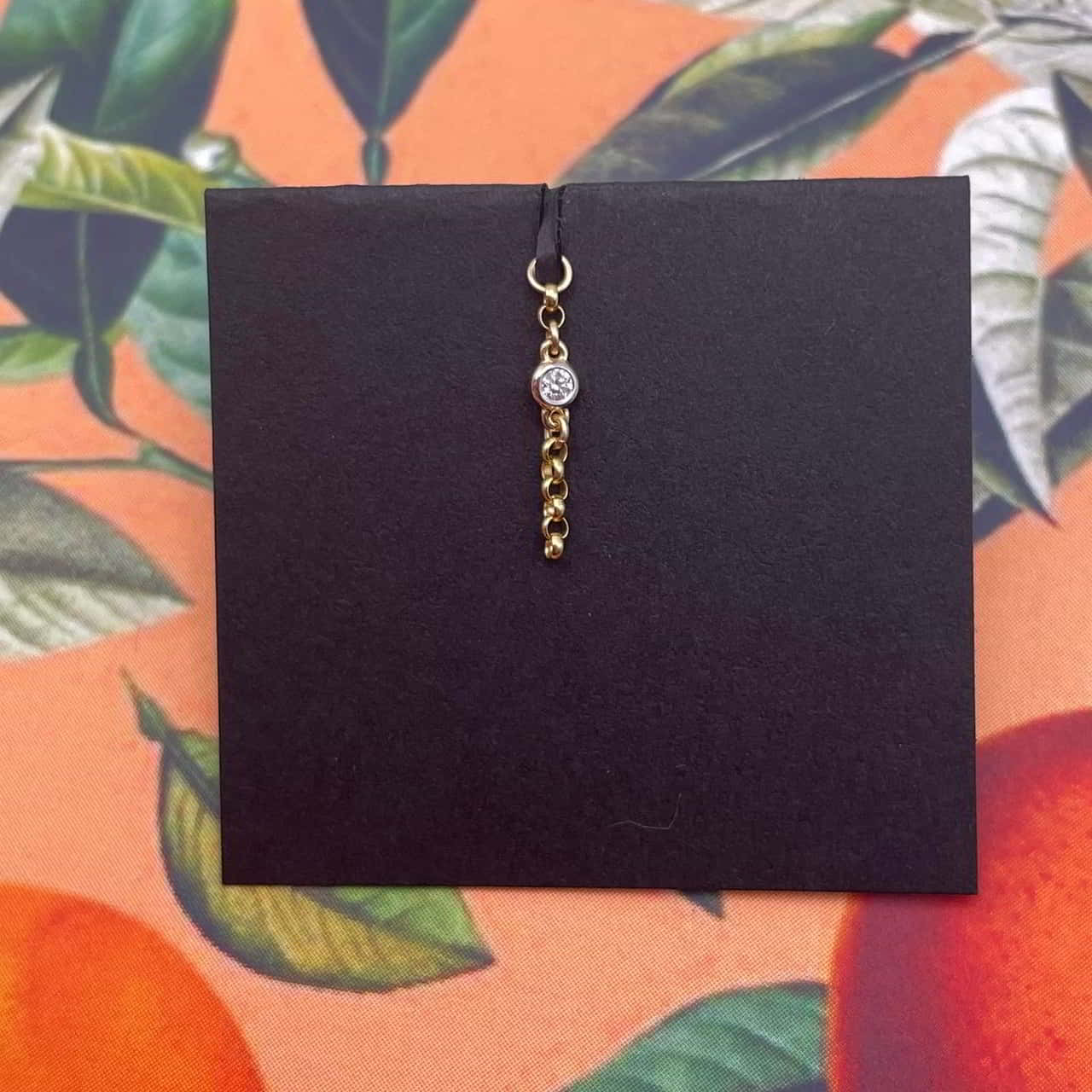 Hialeah Dottie Diamond Charm No. 18 Gelbgold