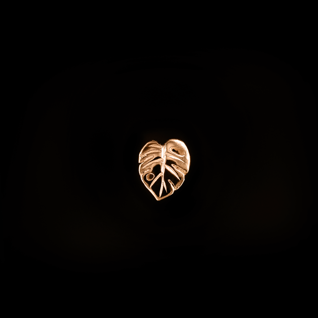 Countess Monstera Rosegold Threadless